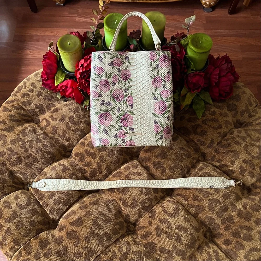 Brahmin Amelia Labyrinth Handbag Purple Flowers - Picture 6 of 14